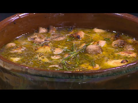 طريقة عمل فخارة الدجاج بالمشروم و البطاطس