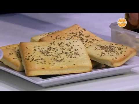 بالفيديو طريقة عمل ومقادير شرائح خبز بدقيق السميد