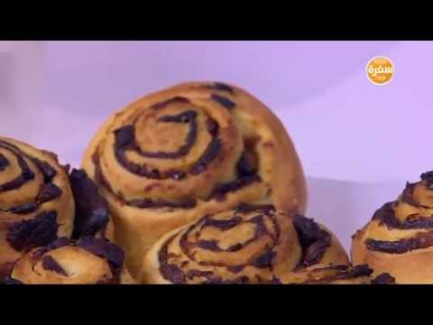 طريقة عمل خبز بحشوة التمر