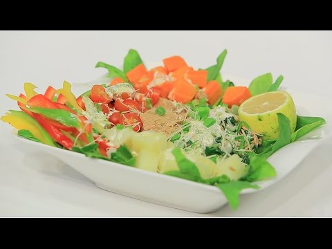 بالفيديو طريقة عمل ومقادير سلطة تونة بالسبانخ