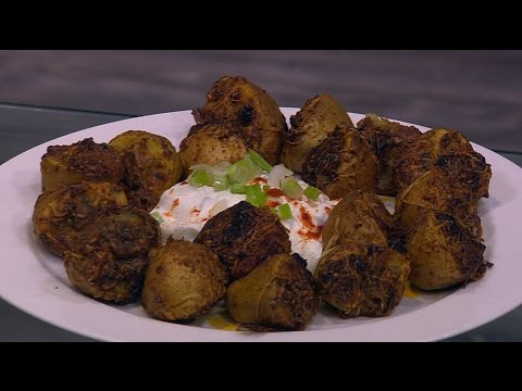 بالفيديو طريقة عمل بطاطس مشوية بالبارميزان التي يحبها الجميع