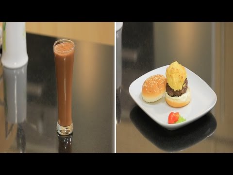 شاهد ساندويتش كفتة مشوية بالجبنة وعصير الموز بالكاكاو