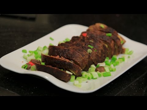 شاهد طريقة إعداد وجبة قالب لحمة بالسجق