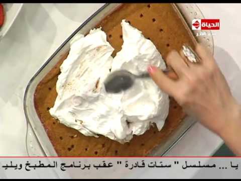 بالفيديو طريقة عمل ومقادير كيكة الألبان الثلاثة بالقرفة