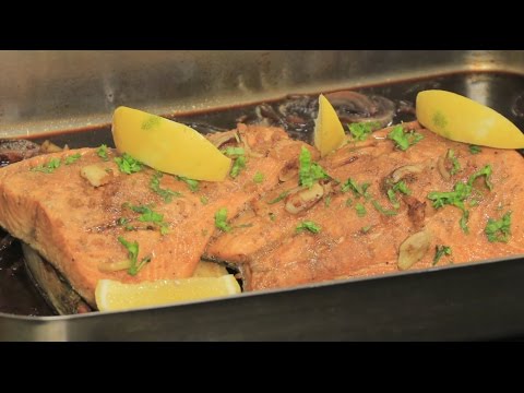 شاهد طريقة إعداد سالمون بصوص البرتقال والصويا