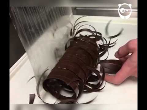 شاهد مهارة شيف في صنع الشيكولاته تبهر متابعيه على إنستغرام