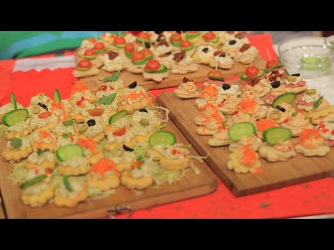 بالفيديو طريقة إعداد  كنابيهات بعجينة السبع دقائق