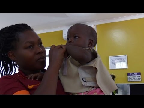 شاهد سترة ذكية لتشخيص الالتهاب الرئوي في أوغندا