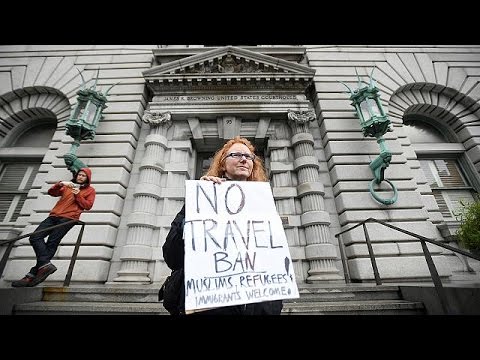 شاهد دونالد ترامب ونكسة أسبوعه الثالث في البيت الأبيض