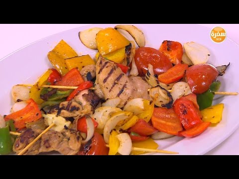 بالفيديو طريقة إعداد ومقادير شيش طاووق بأسلوب رائع