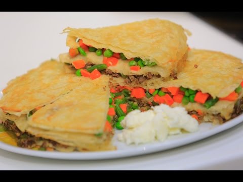 طريقة عمل رقاق باللحمة المعصجة والقشطة