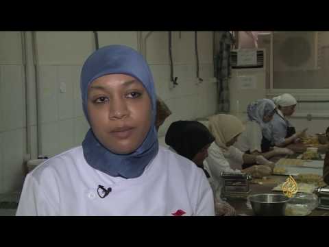 شاهد  الحلويات المغربية شهرة جابت الآفاق