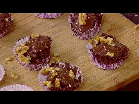 شاهد طريقة إعداد كرات الشيكولاتة بالتمر