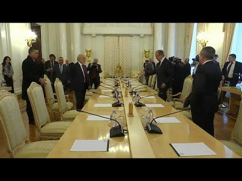 شاهد سيرغي لافروف يشدد على وحدة العراق