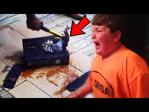 كيف أدى غضب 4 آباء من أبناءهم إلى كسر البلايستيشن 4 بجنون