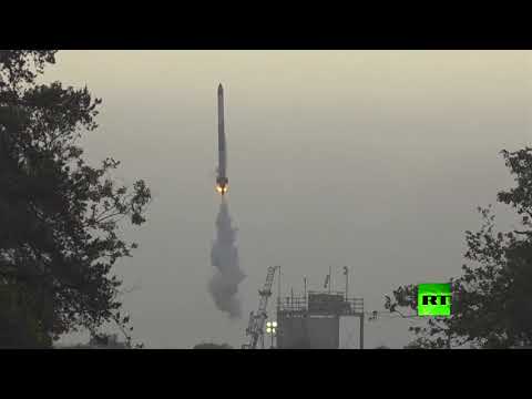 شاهد تحطّم صاروخ ياباني بعد ثوانٍ من إطلاقه