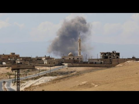 شاهد غارات عنيفة على مدينة إدلب