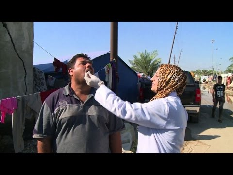 شاهد العراق يطلق حملة كبيرة للتلقيح ضد مرض الكوليرا بين النازحين