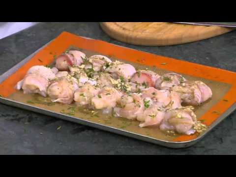 بالفيديو طريقة عمل سمك محشي بالجمبري