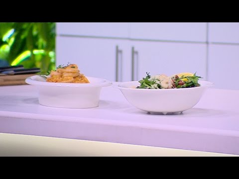 طريقة عمل أرز سي فود بالجنزبيل  سلطة جرجير وجمبري وطماطم