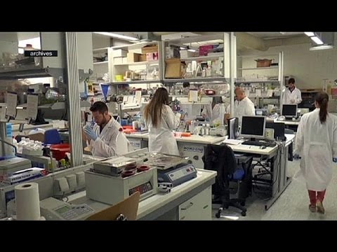 بالفيديو 5ميرك اند كو توقع عقدًا بـ 5 ملايين دولار لتطوير لقاح ضد ايبولا