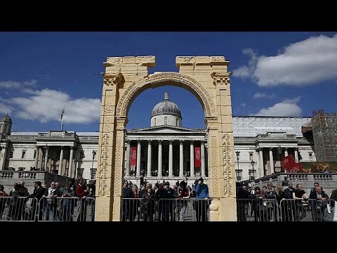 شاهد تدشين نسخة عن قوس النصر التدمري في لندن