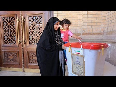 بدء الإقتراع للدورة الثانية من الانتخابات التشريعية في إيران