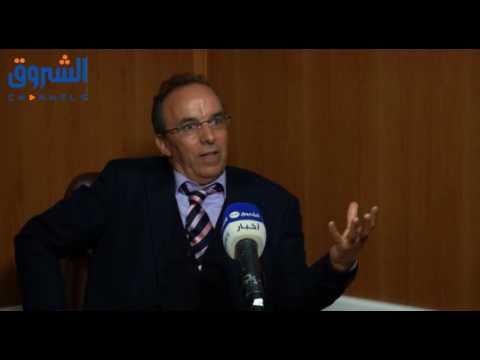 شاهد الكاتب  بوعلام رمضاني يتحدث عن الجالية الجزائرية في فرنسا