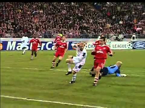 أوليفر كان يحتفل بعيد ميلاده الـ47