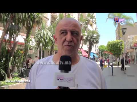 بالفيديو جزائري من وهران يشجع فريق الرجاء المغربي