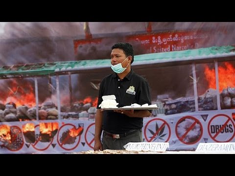 بالفيديو ميانمار تحرق كمية معتبرة من المخدرات