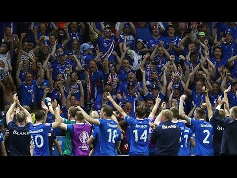 بالفيديو حماسة بين مشجعي آيسلندا بعد نصر منتخبهم على إنكلترا