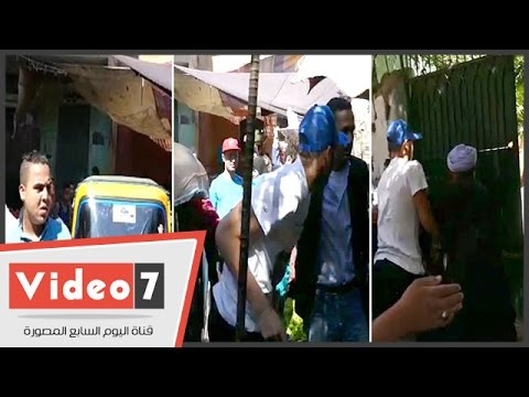 رمضان صبحي يصل إلى لجنة امتحانه في كرداسة مستقلًا توك توك