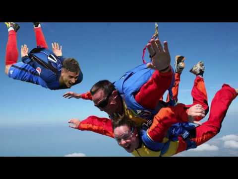 شاهد مواقع التواصل تسخر من زحف غريزمان في موقعة أيسلندا