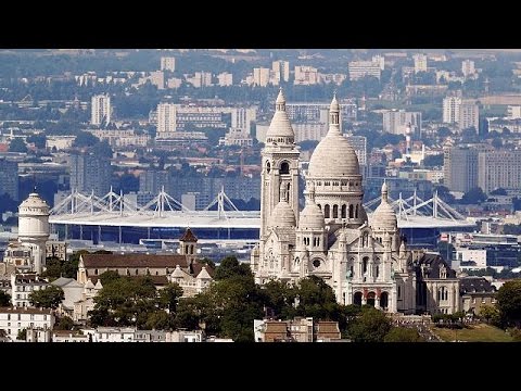 شاهد عشاق كرة القدم على موعد الأحد مع نهائي كأس أمم أوروبا
