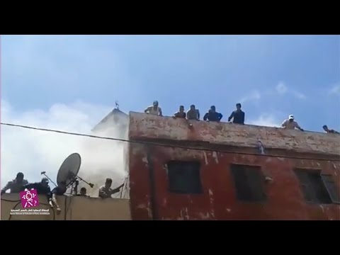 بالفيديو شاهد  تدخل باسل للجيران لإنقاذ عجوز مسنة
