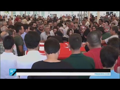 فيديو الأتراك يشيعيون ضحايا الانقلاب العسكري الفاشل