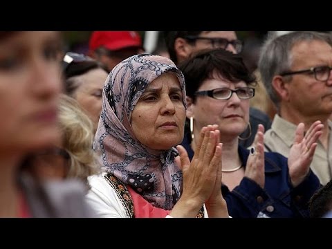 بالفيديو دعوات للتضامن والتآخي في مسجد يحيى في سانت اتيين دو روفري