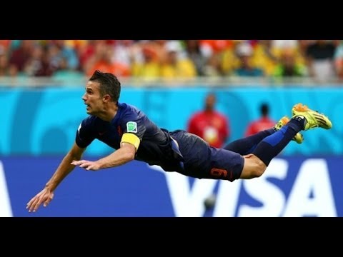 شاهدروبين فان بيرسي أحد أفضل المهاجمين