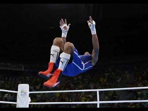 بالفيديو ذهبية وزن تحت 56 كلغ للكوبي راميريز في العاب الملاكمة