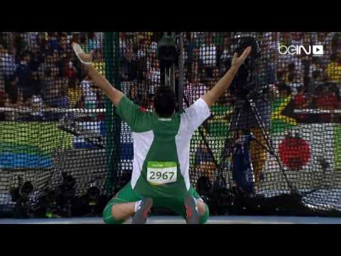 بالفيديو الطاجيكي نازاروف يحرز الميدالية الذهبية في سباق رمي المطرقة