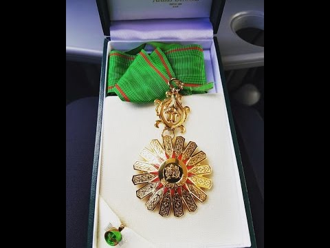 ربيعي ينشر صورة وسامه بطريقته الخاصة