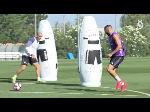 شاهد زيدان وبنزيما في تدريب خاص