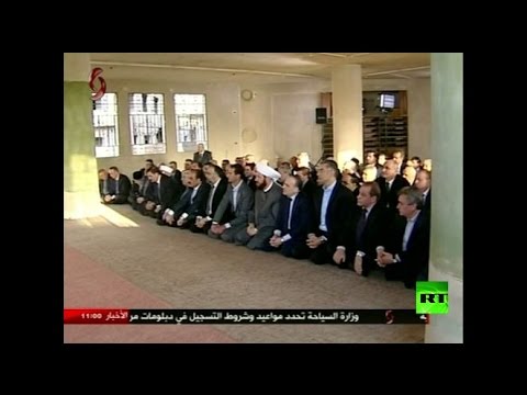 بالفيديو الأسد يؤدي صلاة عيد الأضحى في داريا