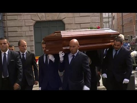 شاهد تشييع جثمان رئيس إيطاليا الأسبق تشيامبي