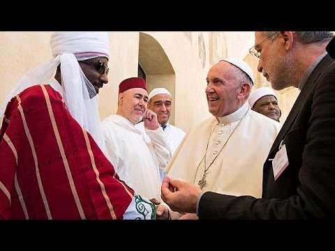 بالفيديو  البابا فرنسيس وممثلو ديانات مختلفة يدعون إلى نبذ الحروب