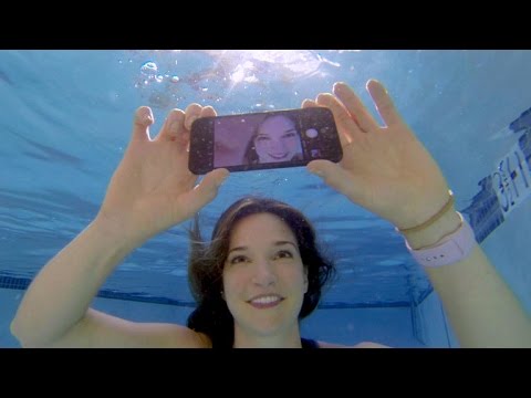 بالفيديو تعرف على مدى تحمُّل آيفون 7 لاختبارات الماء