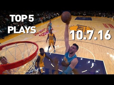 أفضل 5 كرات في الدوري الاستعدادي لفرق nba