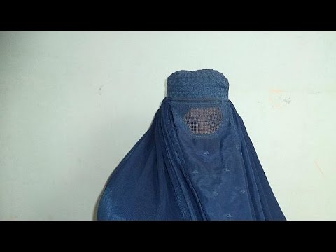 بالفيديو سجينات يقضين عقوبتهن كخادمات في المنازل في أفغانستان