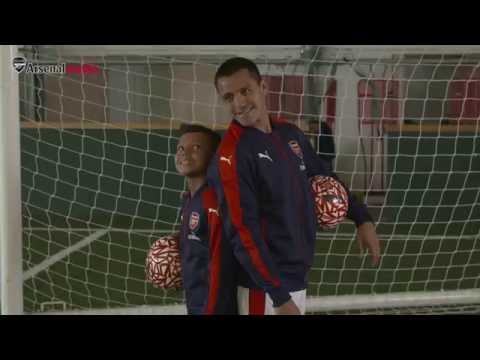 بالفيديو أرسنال يقدّم أجمل مفاجأة لناشئيه من سانشيز وتشاكا